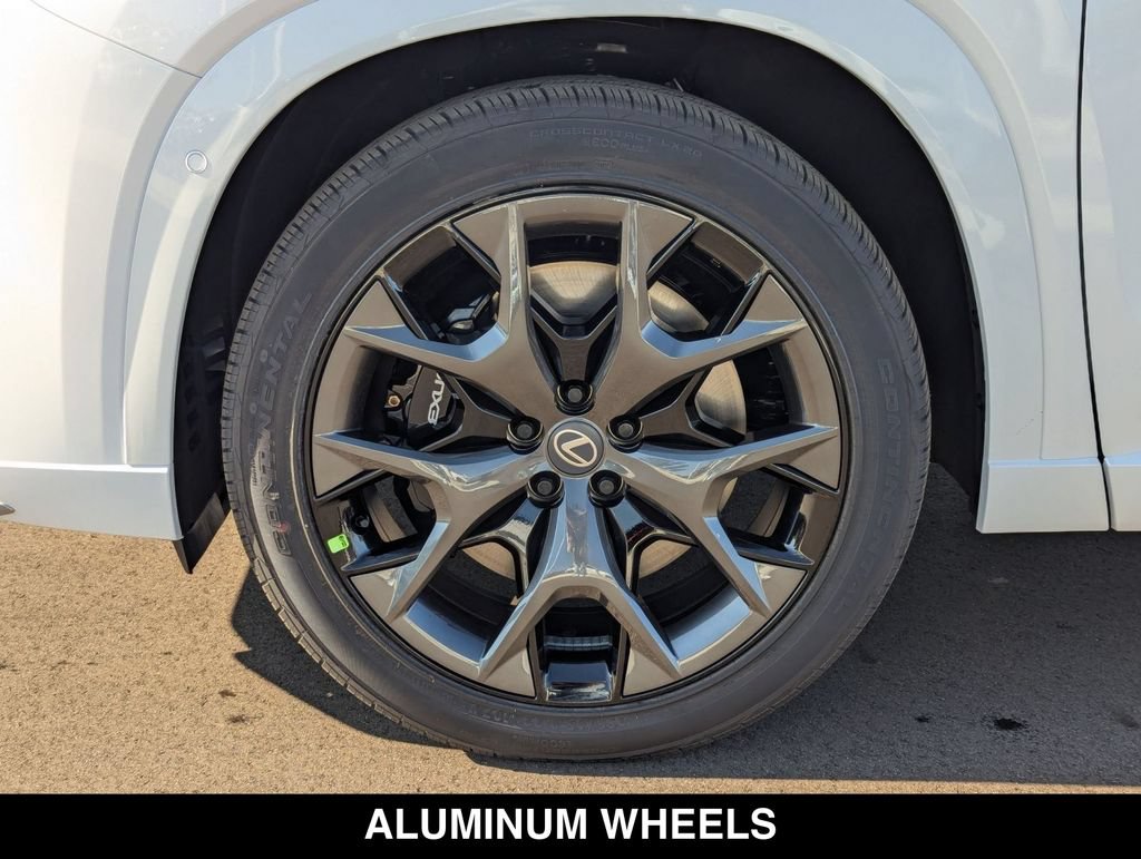 New 2026 Lexus TX 500h AWD w/ Technology Package image 9
