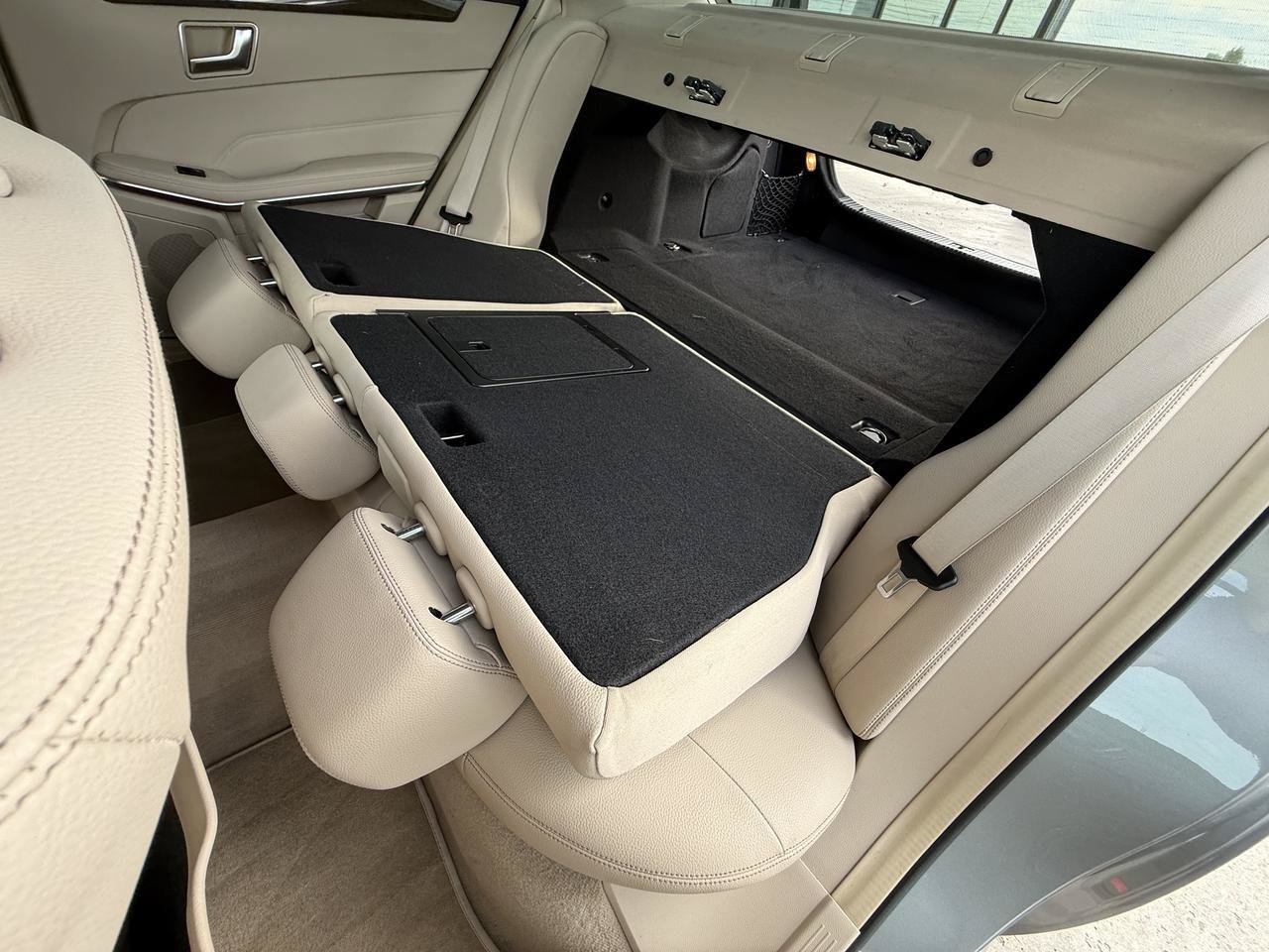 Used 2014 Mercedes-Benz E 350 4MATIC Sport image 44