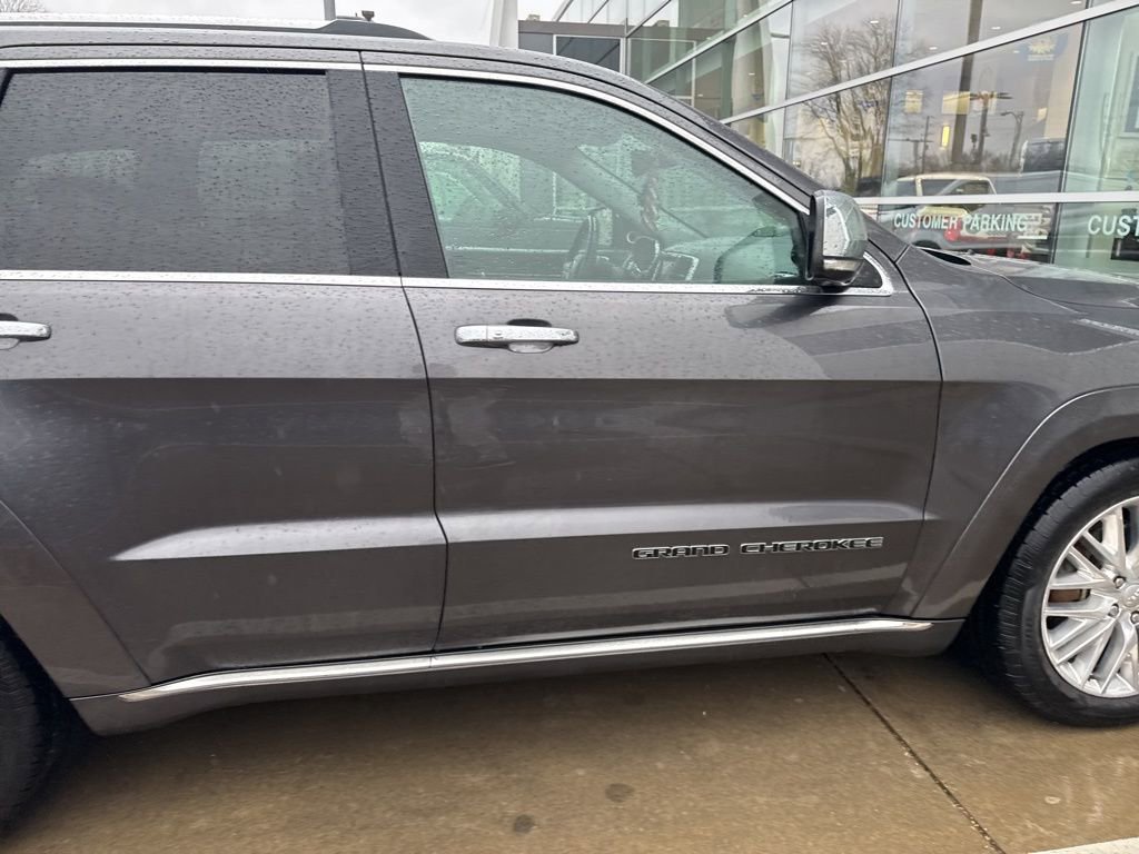 Used 2018 Jeep Grand Cherokee Summit image 8