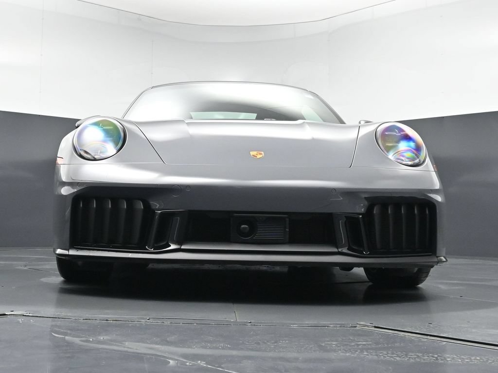 Certified 2026 Porsche 911 Carrera 4 GTS AWD/4WD image 27
