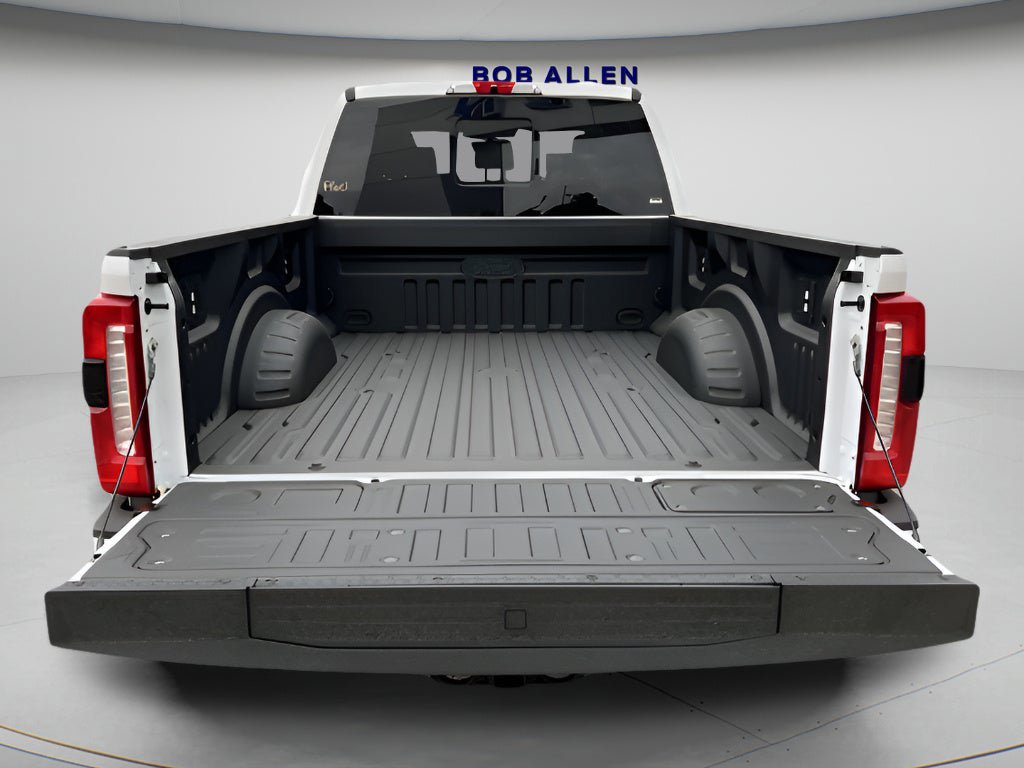 New 2026 Ford F250 Lariat w/ Black Appearance Package image 8
