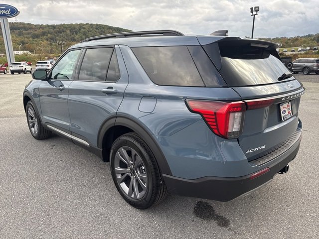 New 2025 Ford Explorer Active image 9