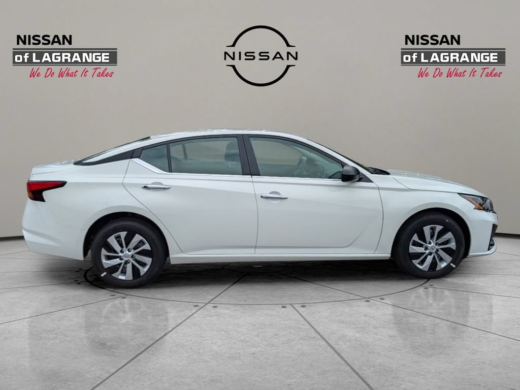 Used 2025 Nissan Altima 2.5 S FWD image 5