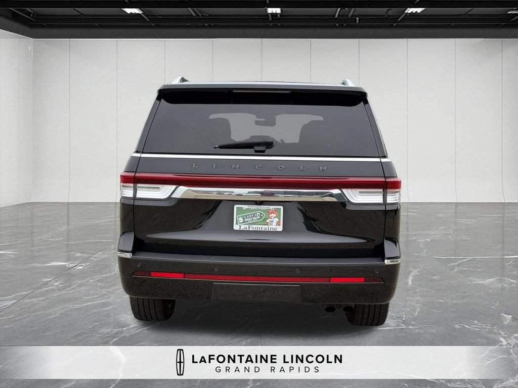 Certified 2024 Lincoln Navigator Black Label AWD/4WD image 4
