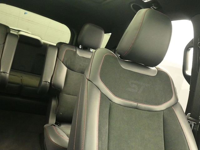 New 2026 Ford Explorer ST w/ Sun And Sound Package image 18