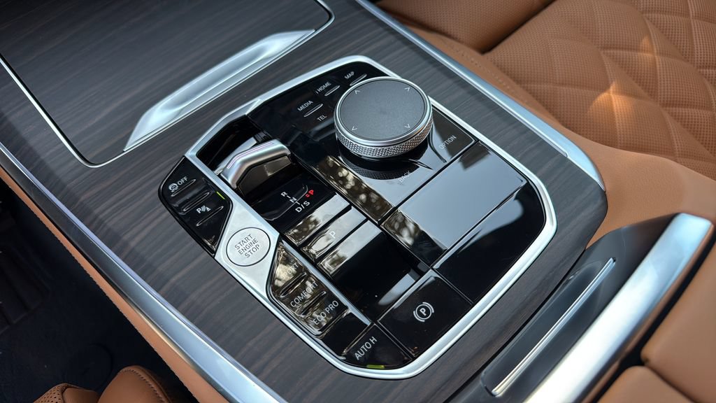 New 2026 BMW X5 sDrive40i RWD image 15