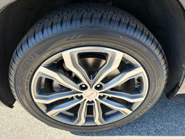 Used 2019 GMC Terrain Denali w/ Driver Alert Package II FWD image 11
