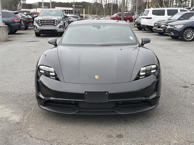 Used 2023 Porsche Taycan image 2