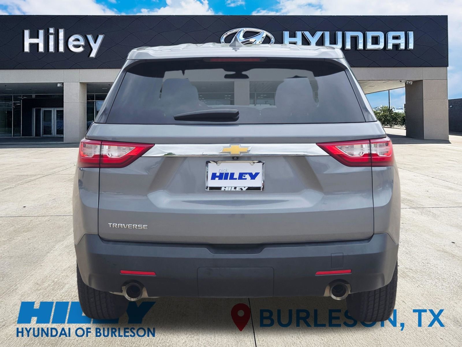 Used 2021 Chevrolet Traverse LS w/ LPO, Floor Liner Package FWD image 6