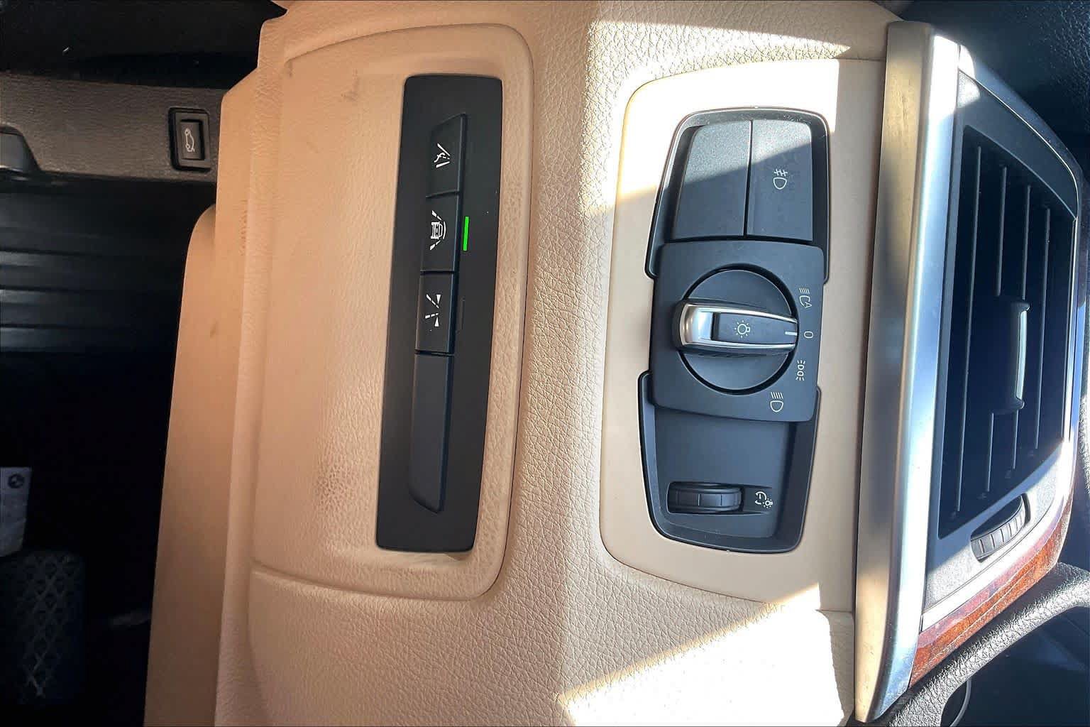 Used 2018 BMW 430i Convertible RWD image 30