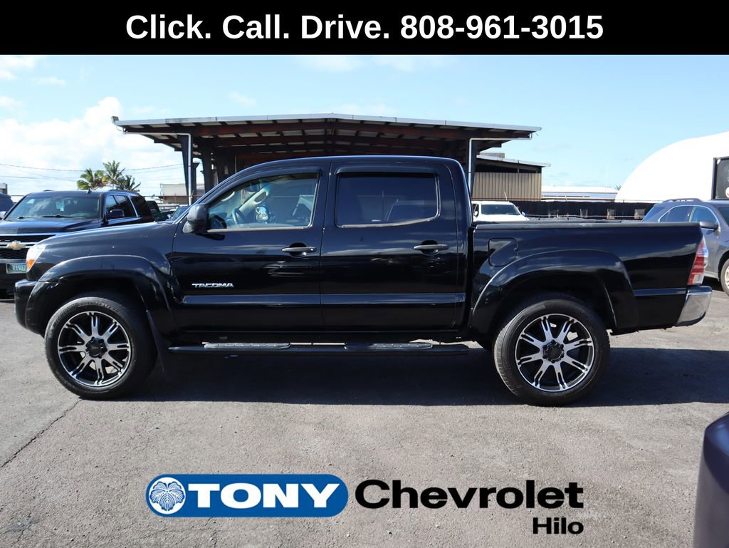 Used 2011 Toyota Tacoma PreRunner RWD image 2