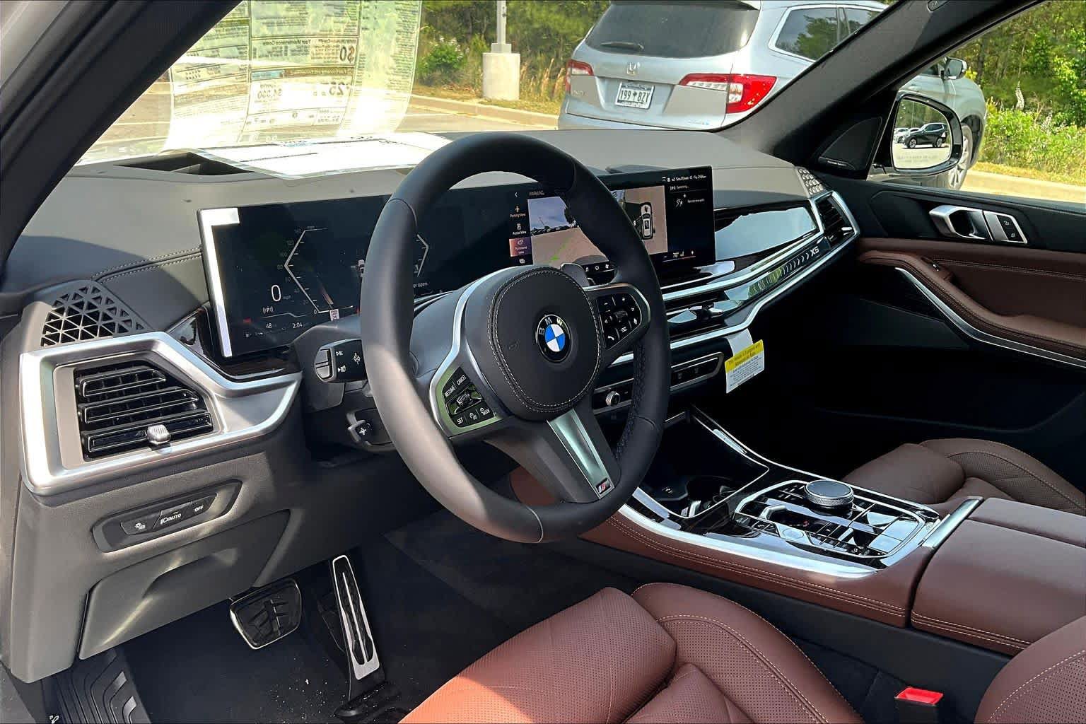 Used 2026 BMW X5 xDrive40i w/ M Sport Package AWD/4WD image 9