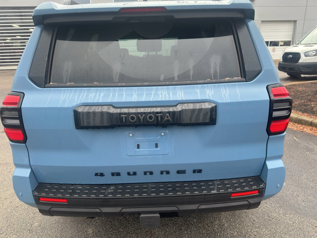 Used 2025 Toyota 4Runner TRD Off-Road Premium image 4
