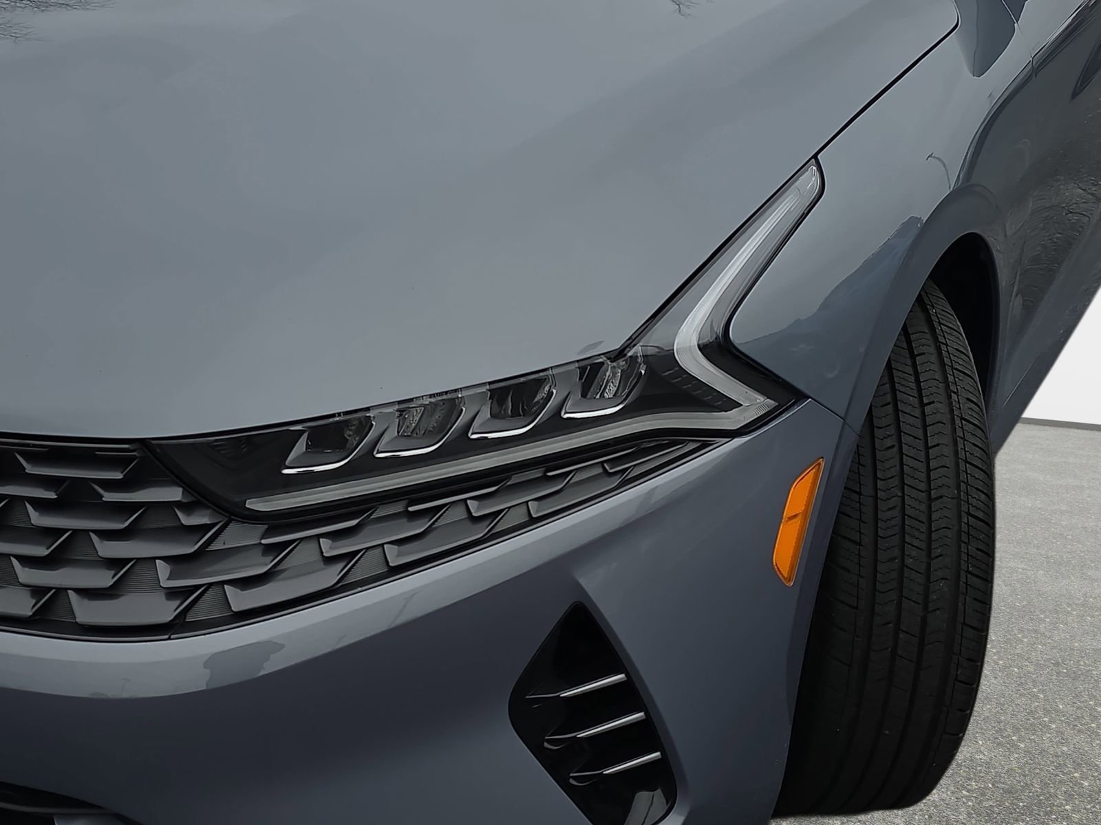 Used 2023 Kia K5 LXS image 29