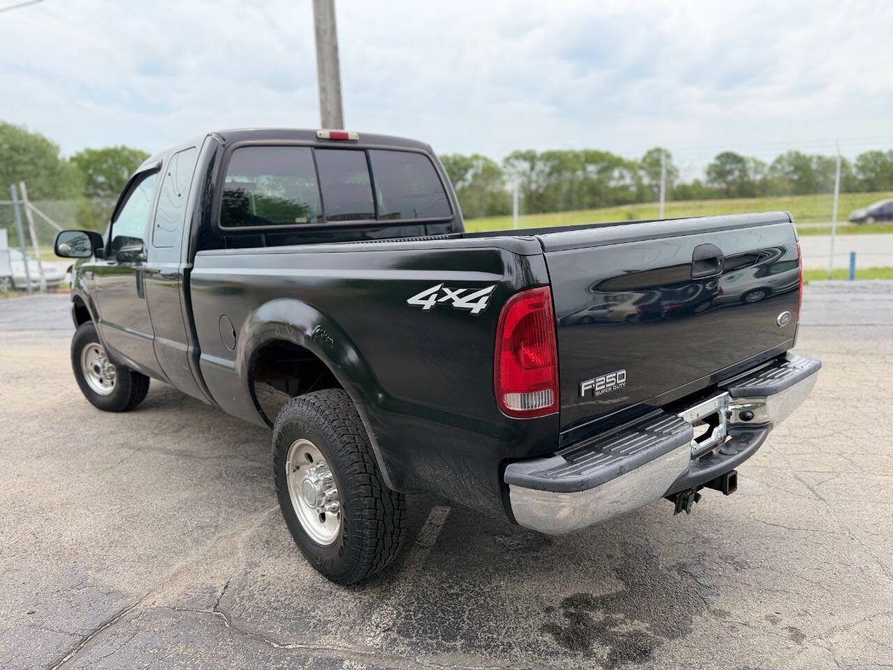 Used 2004 Ford F250 XLT AWD/4WD image 5