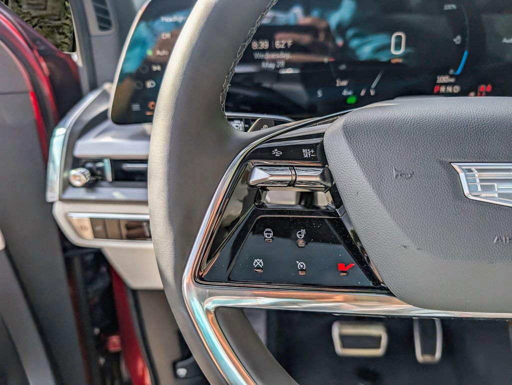 New 2026 Cadillac Vistiq Sport AWD/4WD image 26