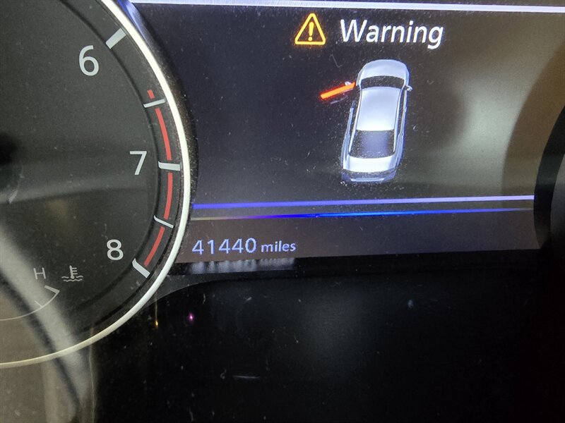 Used 2025 Nissan Altima 2.5 SV FWD image 21