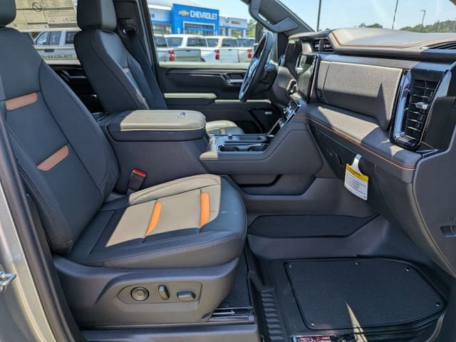 New 2026 GMC Sierra 2500 AT4 w/ AT4 Premium Plus Package AWD/4WD image 37