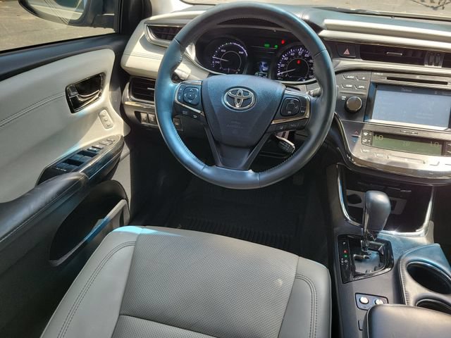 Used 2016 Toyota Avalon Limited w/ Toyota Safety Sense Package FWD image 15