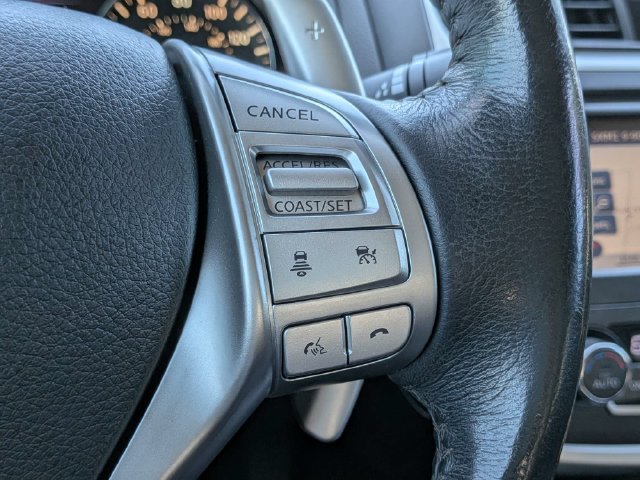 Used 2016 Nissan Altima 3.5 SL w/ 3.5 Technology Package FWD image 29