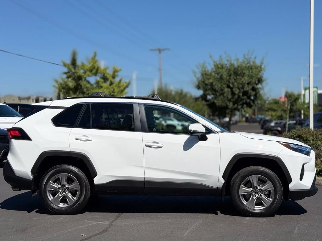 Certified 2023 Toyota RAV4 XLE w/ XLE Grade Weather Package AWD/4WD image 6