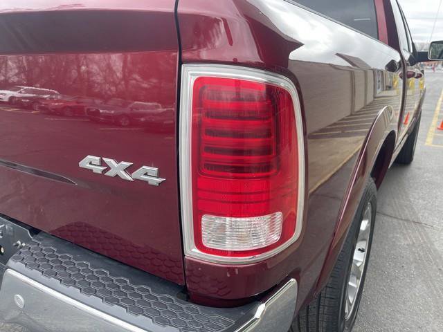 Used 2018 RAM 1500 Laramie AWD/4WD image 8