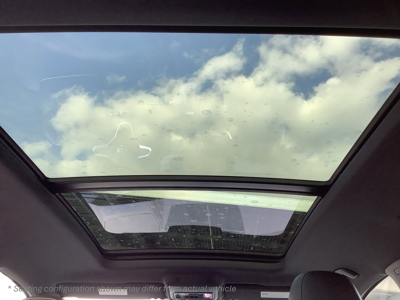 New 2026 Volkswagen Atlas Cross Sport SEL Premium R-Line image 19