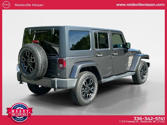 Used 2018 Jeep Wrangler Unlimited Sahara w/ Connectivity Group AWD/4WD image 6