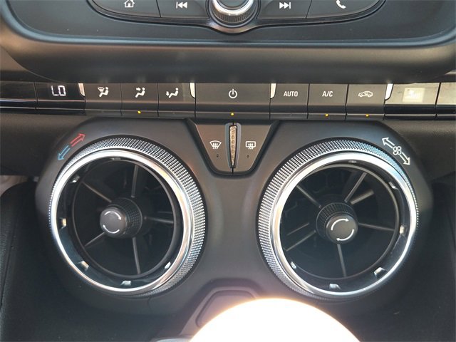 Used 2020 Chevrolet Camaro LT image 19