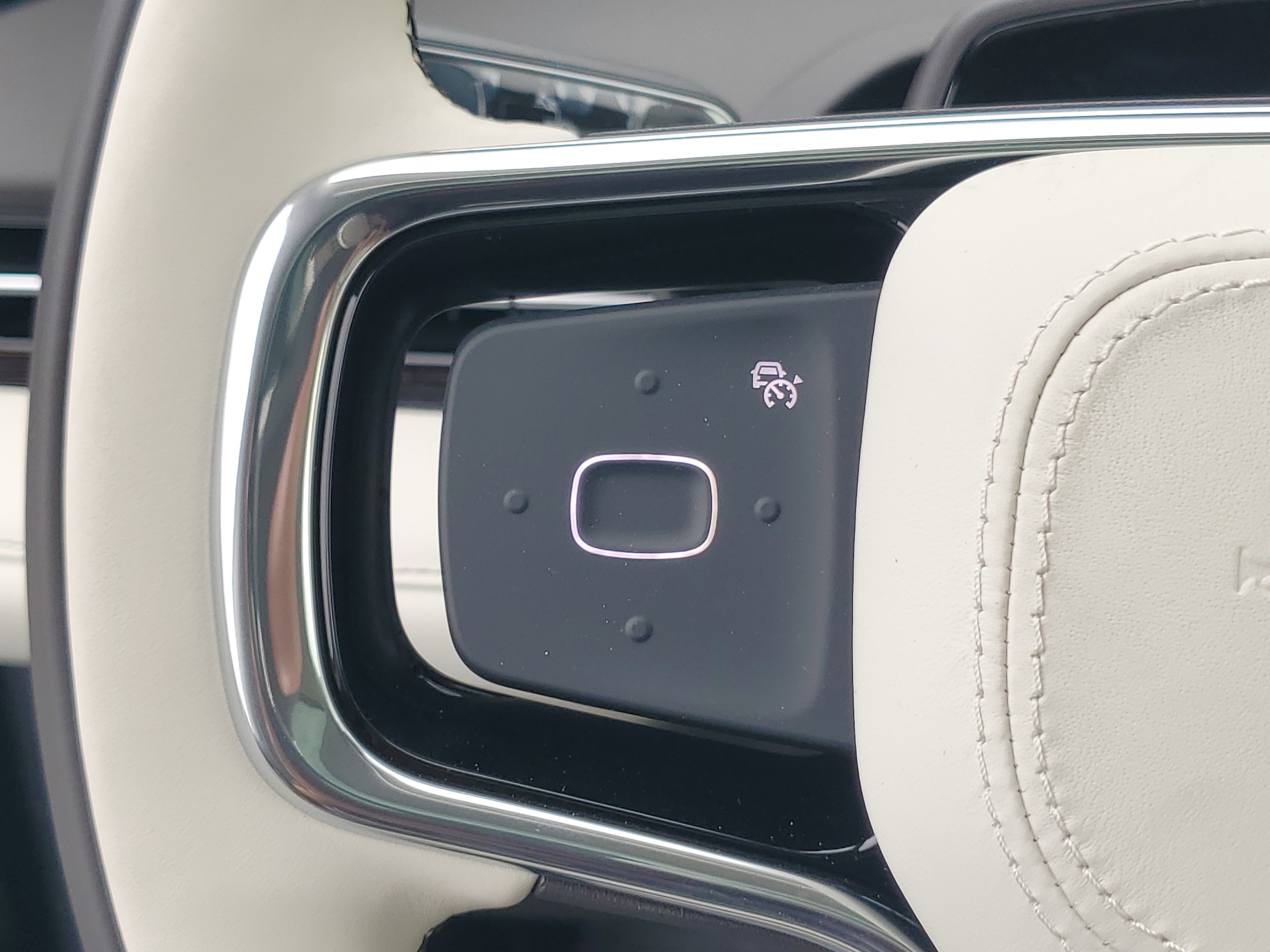 New 2026 Lincoln Nautilus Black Label AWD/4WD image 17