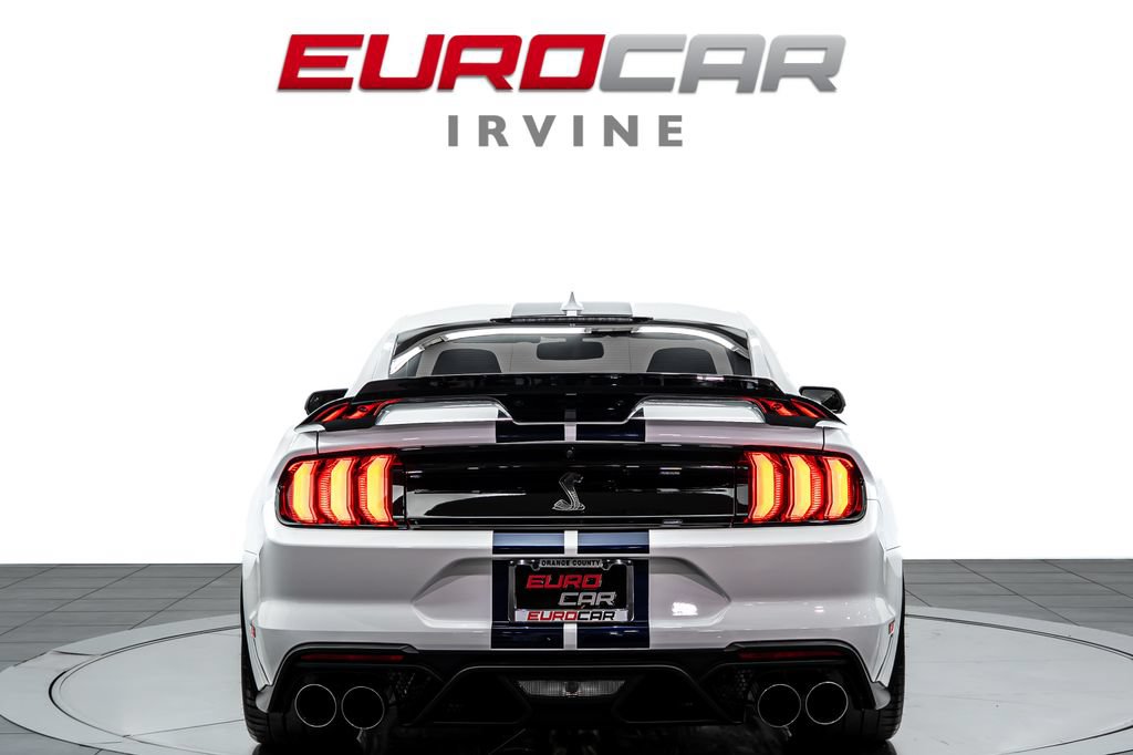 Used 2022 Ford Mustang Shelby GT500 w/ Technology Package RWD image 4