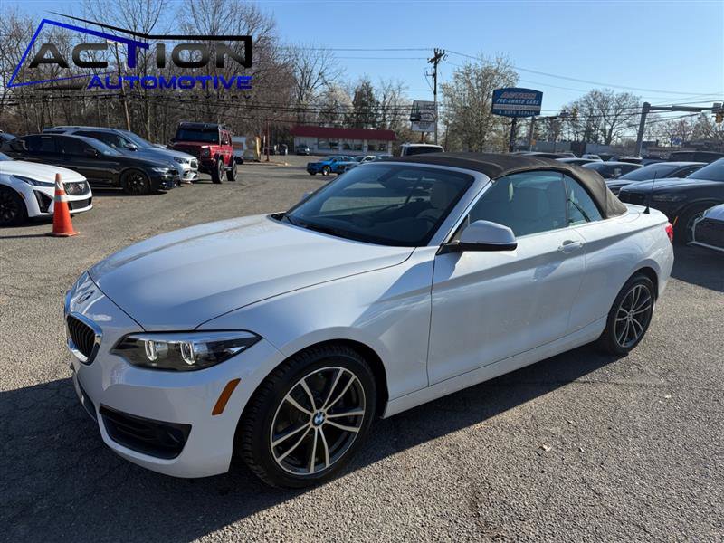 Used 2018 BMW 230i Convertible image 10