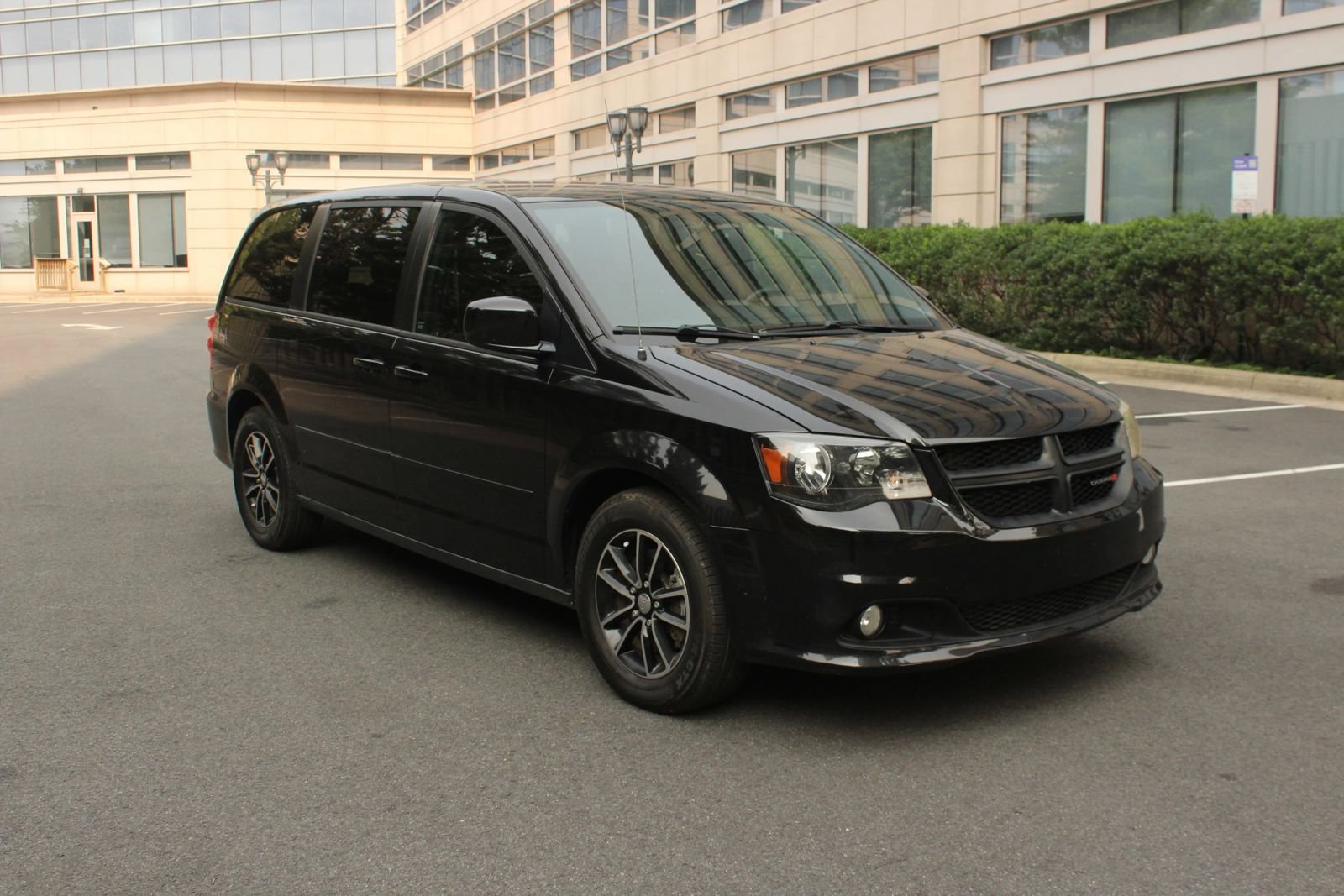 Used 2015 Dodge Grand Caravan SXT w/ Blacktop Package