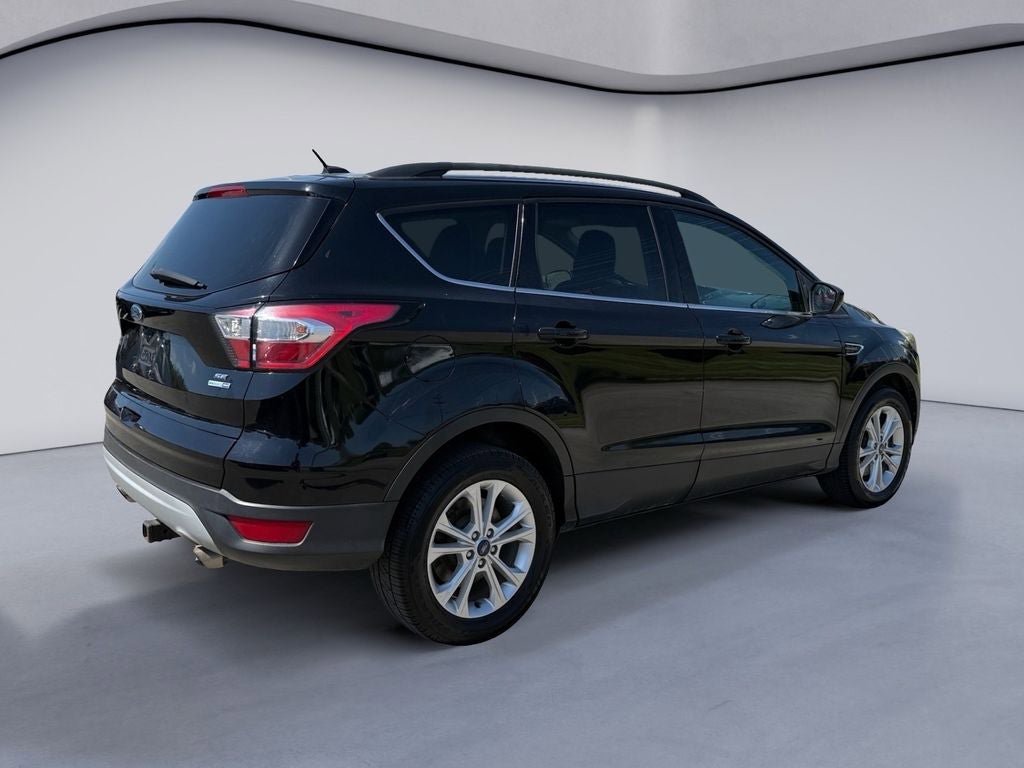 Used 2018 Ford Escape SE AWD/4WD image 5