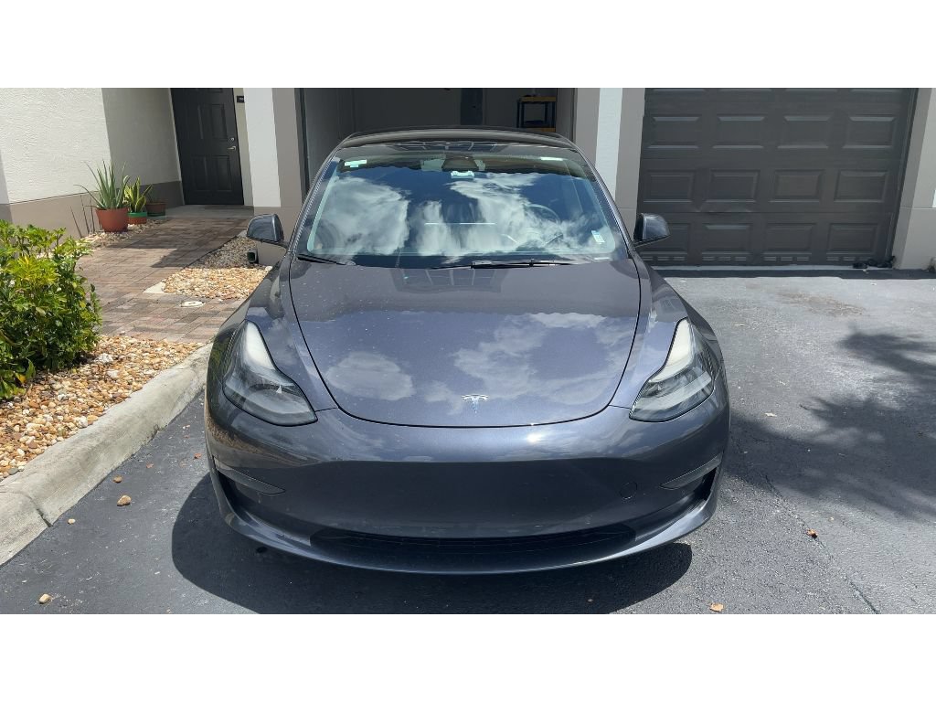 Used 2022 Tesla Model 3 Long Range AWD/4WD image 2