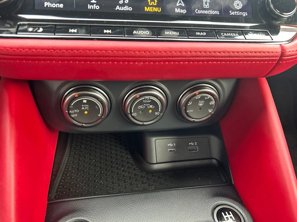 Certified 2024 Nissan Z Performance w/ Floor Mat Package RWD image 15