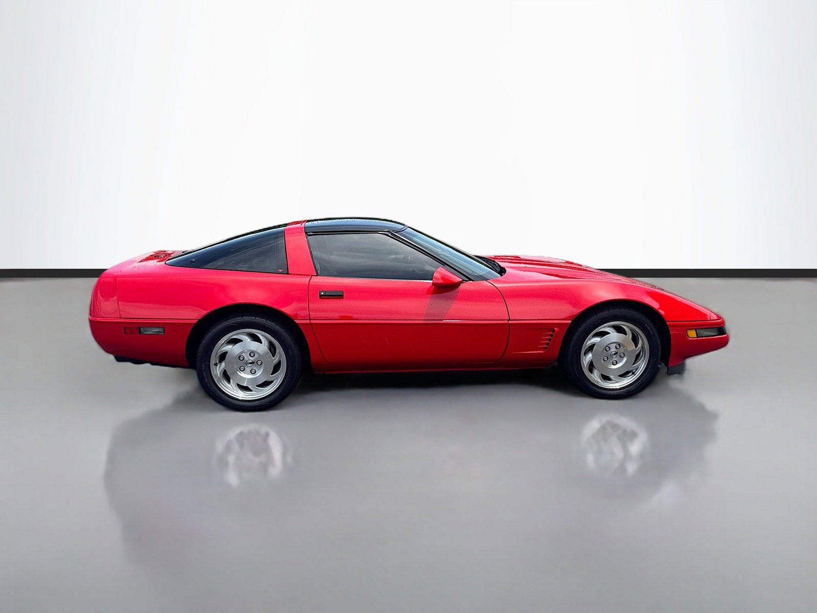 Used 1995 Chevrolet Corvette Coupe RWD image 8