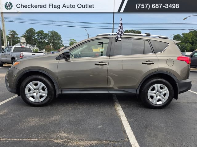 Used 2014 Toyota RAV4 LE FWD image 6