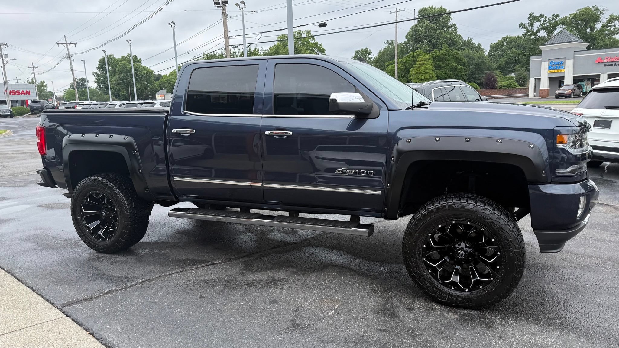 Used 2018 Chevrolet Silverado 1500 LTZ Z71 w/ Centennial Edition AWD/4WD image 10