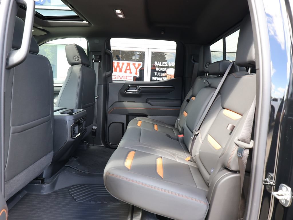 New 2026 GMC Sierra 1500 AT4 w/ AT4 Premium Package AWD/4WD image 28