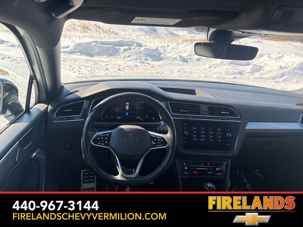 Used 2023 Volkswagen Tiguan SE R-Line image 50