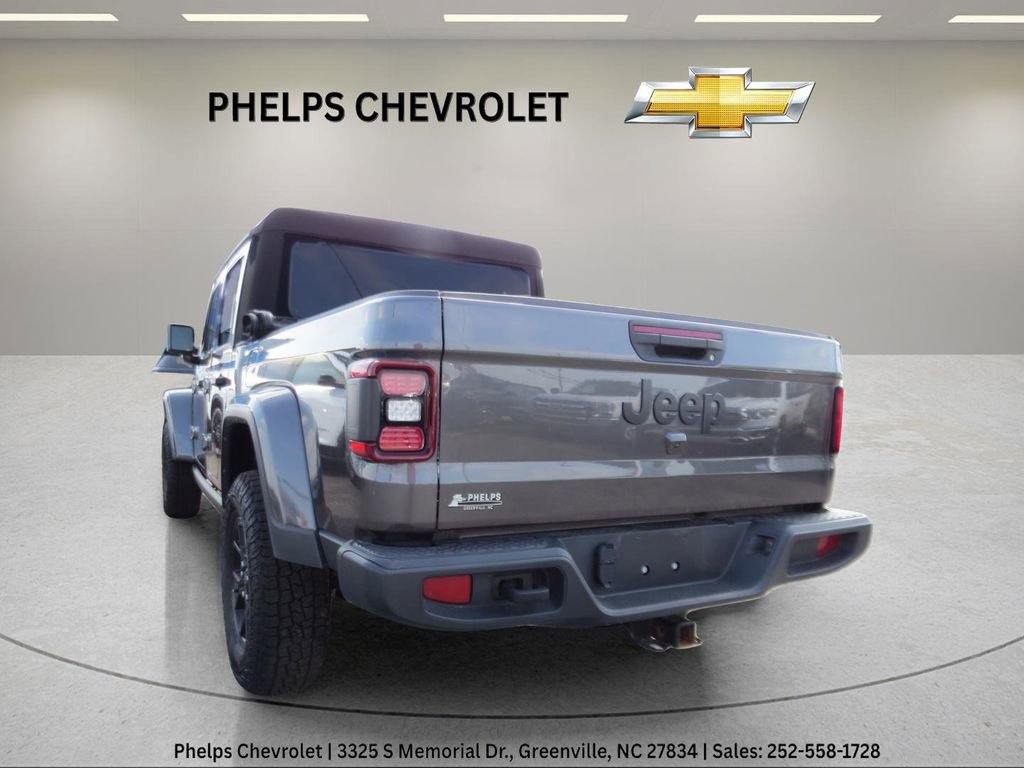Used 2024 Jeep Gladiator Willys image 8