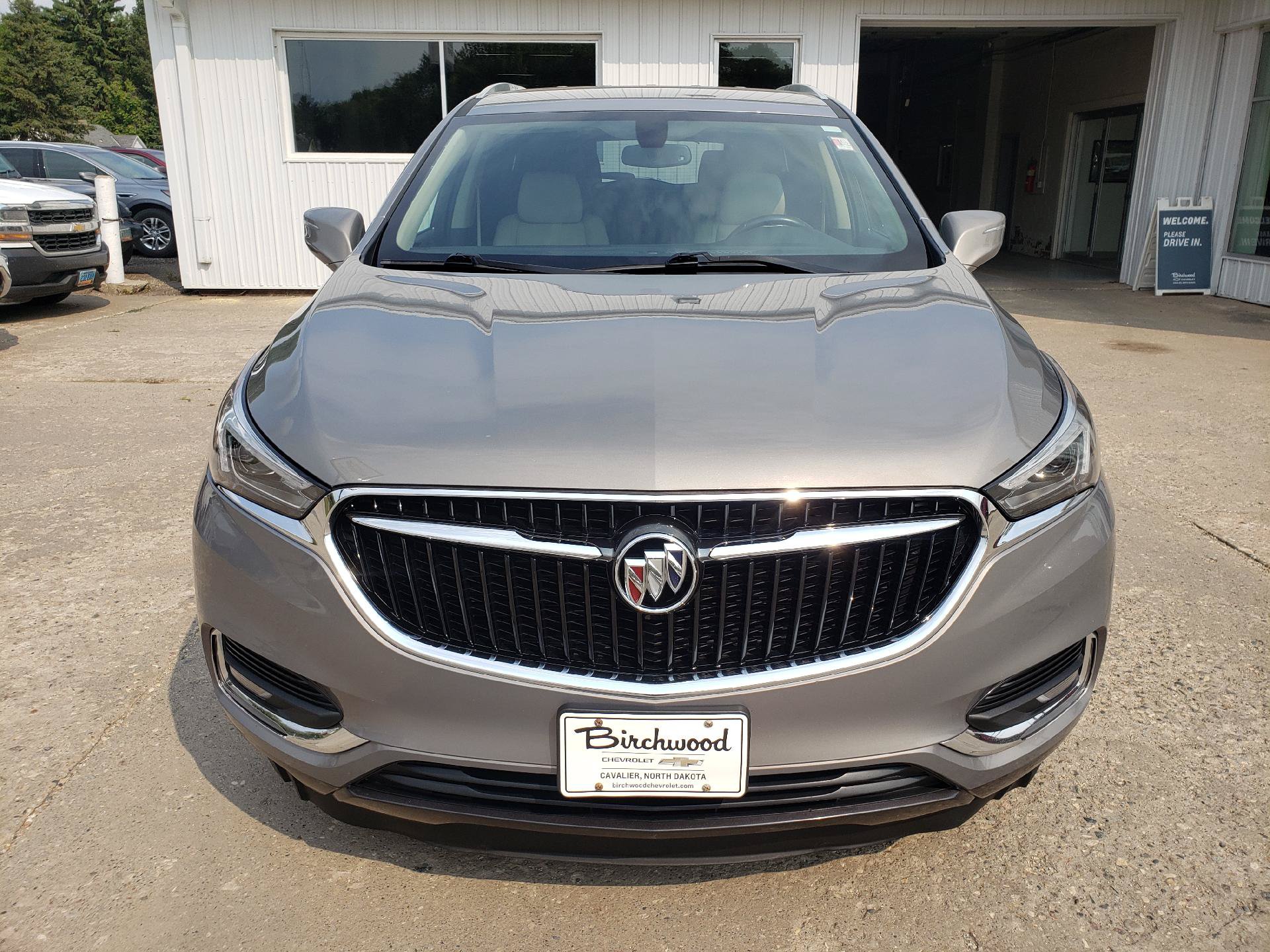 Used 2019 Buick Enclave Essence AWD/4WD image 8