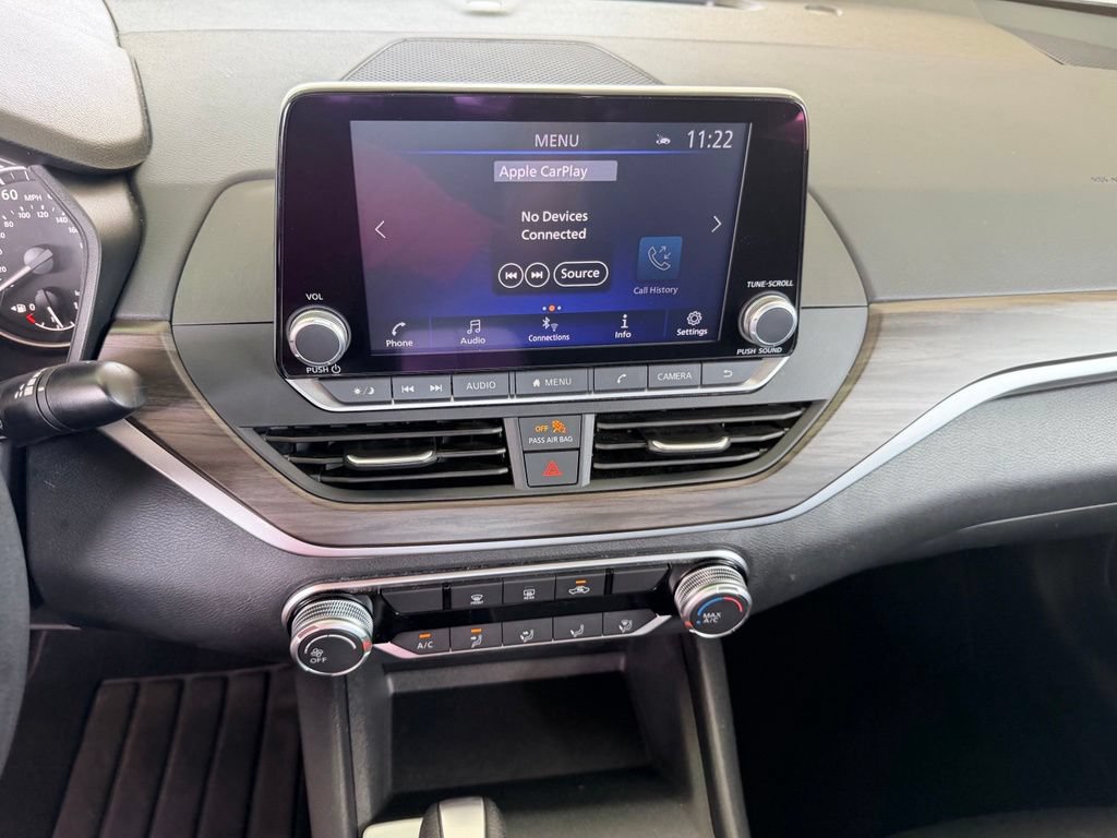 Used 2025 Nissan Altima 2.5 SV FWD image 23