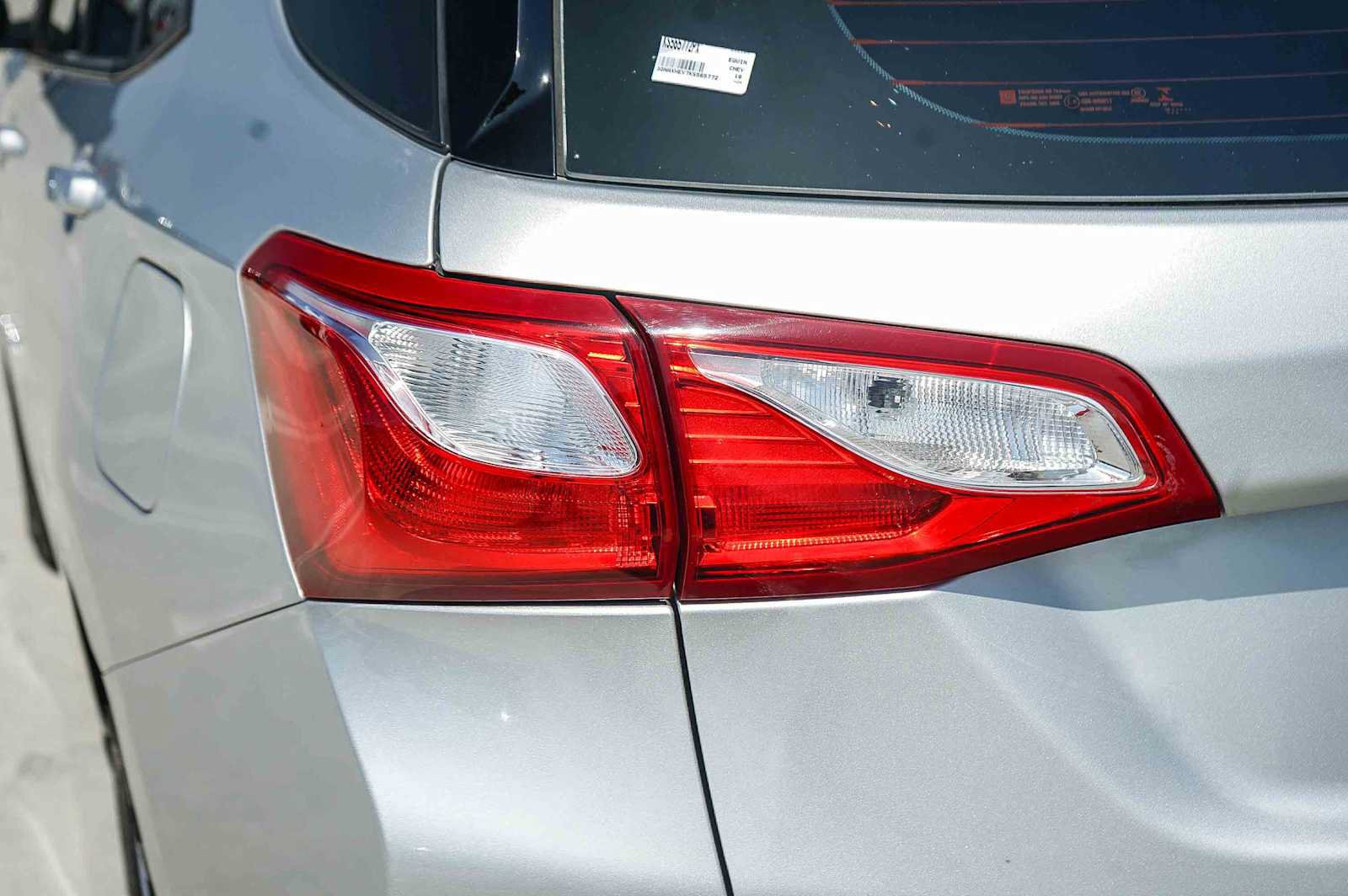 Used 2019 Chevrolet Equinox LS FWD image 9
