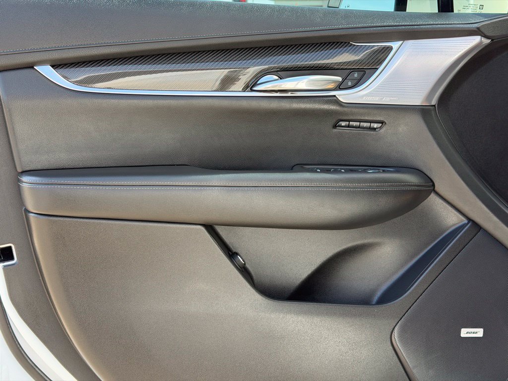 Used 2024 Cadillac XT6 Sport AWD/4WD image 25