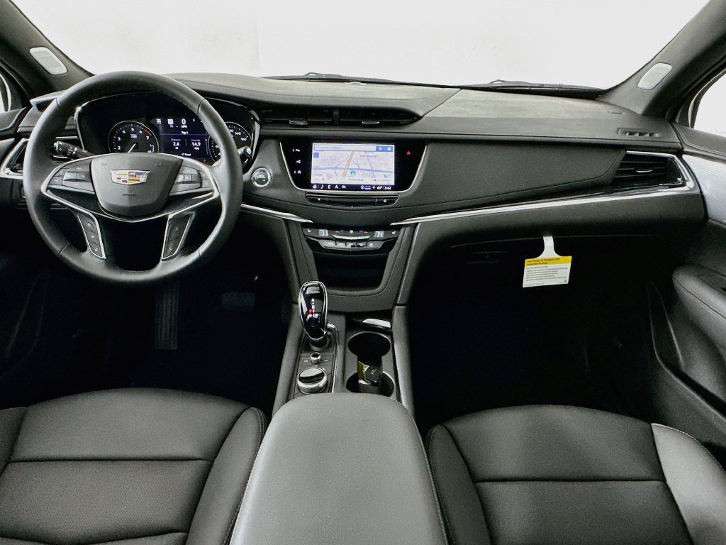 New 2026 Cadillac XT5 Premium Luxury w/ LPO, Floor Liner Package AWD/4WD image 29