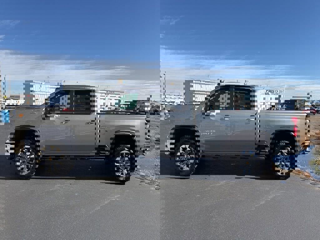 New 2026 Chevrolet Silverado 2500 LT w/ All Star Edition image 6