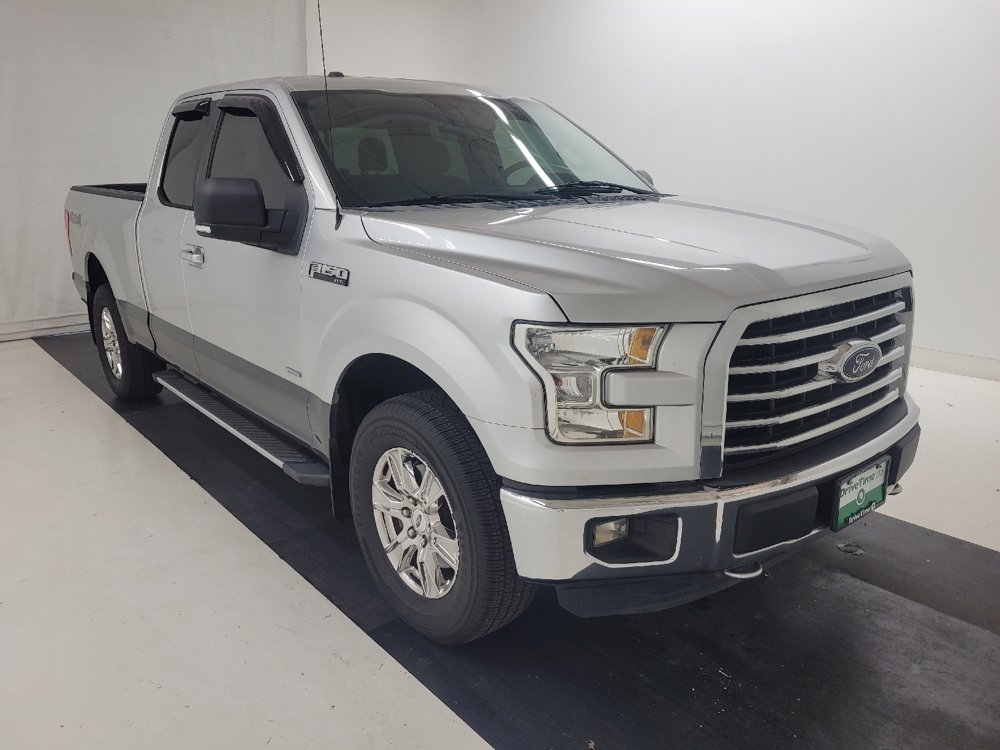 Used 2015 Ford F150 XLT w/ Equipment Group 302A Luxury AWD/4WD image 13