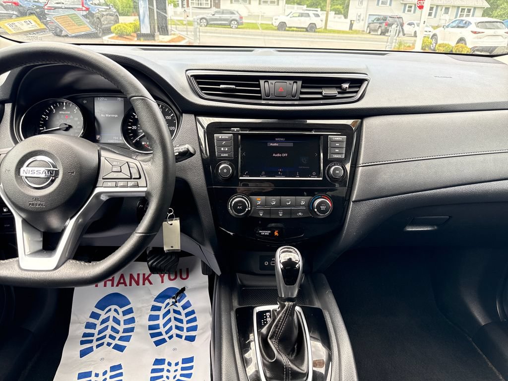 Used 2020 Nissan Rogue S w/ Special Edition Package AWD/4WD image 17